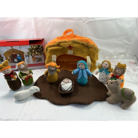 10 Piece Martha Stewart Holiday Felt Christmas‎ Nativity Set W Box Retired - Picture 1 of 6